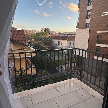 Sc Tirana Centre Apartment Екстер'єр фото