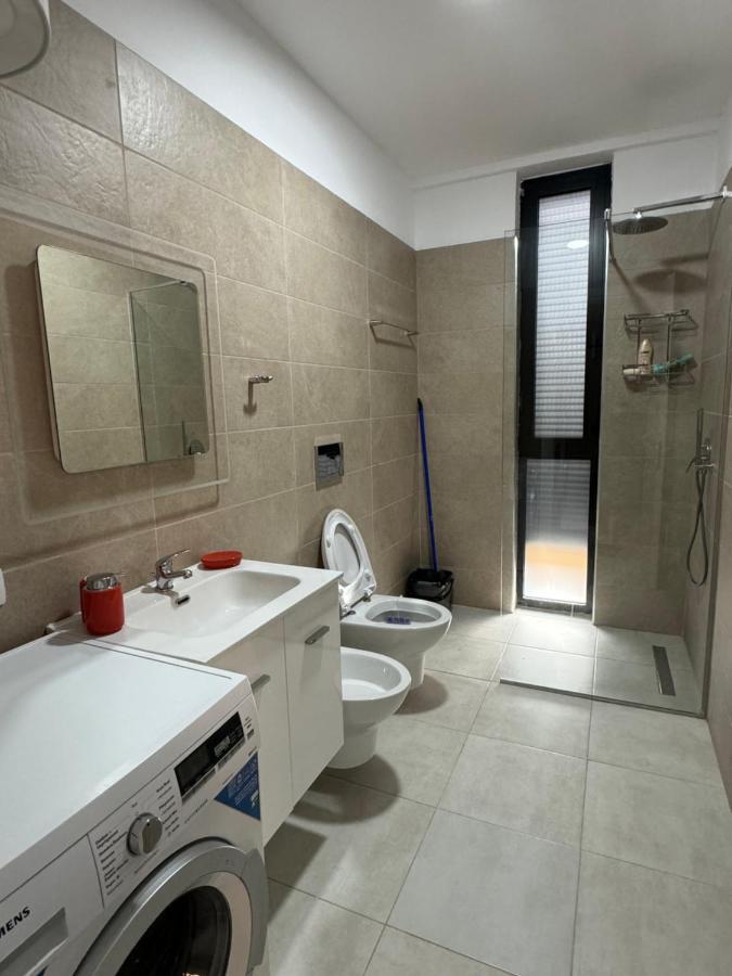 Sc Tirana Centre Apartment Екстер'єр фото